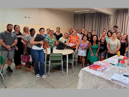 EDUCADORES DA REDE MUNICIPAL INICIAM CURSO DE "LEITURA E ESCRITA NA EDUCAÇÃO INFANTIL - LEEI" 